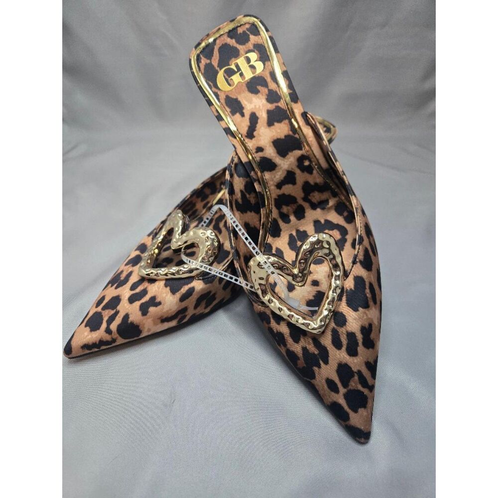 New GB Heart-Eyes Leopard Print Satin Heart Ornament Dress Mules. Size 7.5 NWOB